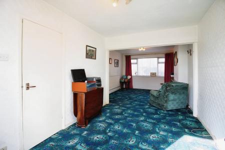 3 bedroom Detached house for sale in Bidford Road, Braunstone Town, LE3