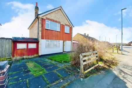 3 bedroom Detached house for sale in Bidford Road, Braunstone Town, LE3