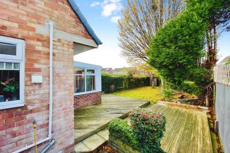 3 bedroom Semi-detached house for sale in Bignal Drive, Leicester, LE3