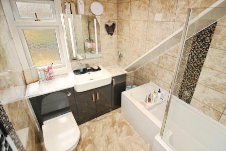 3 bedroom Semi-detached house for sale in Bignal Drive, Leicester, LE3