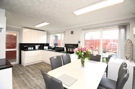 3 bedroom Semi-detached house for sale in Blakesley Walk, Beaumont Leys, LE4