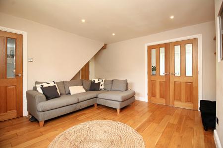 3 bedroom Semi-detached house for sale in Bluebell Close, Kirby Muxloe, LE9