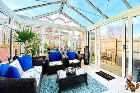 4 bedroom Semi-detached house for sale in Bolus Road, Thorpe Astley, LE3