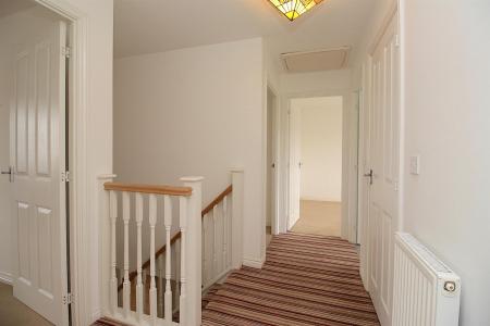 4 bedroom Detached house for sale in Bosworth Way, Leicester Forest East, LE3