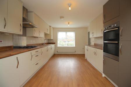 4 bedroom Detached house for sale in Bosworth Way, Leicester Forest East, LE3