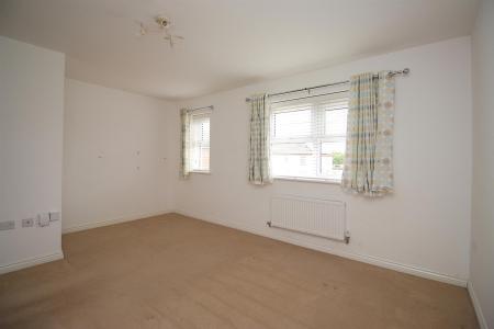 4 bedroom Detached house for sale in Bosworth Way, Leicester Forest East, LE3