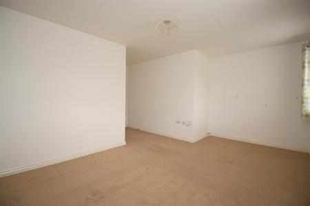 4 bedroom Detached house for sale in Bosworth Way, Leicester Forest East, LE3