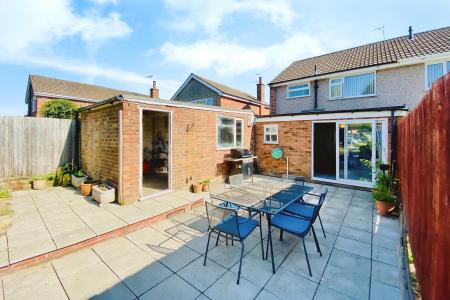 3 bedroom Semi-detached house for sale in Boyers Walk, Leicester Forest East, LE3