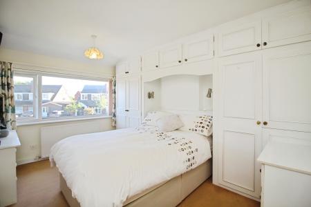 3 bedroom Semi-detached house for sale in Boyers Walk, Leicester Forest East, LE3