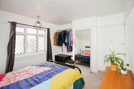 2 bedroom Semi-detached house for sale in Braunstone Close, Braunstone Town, LE3