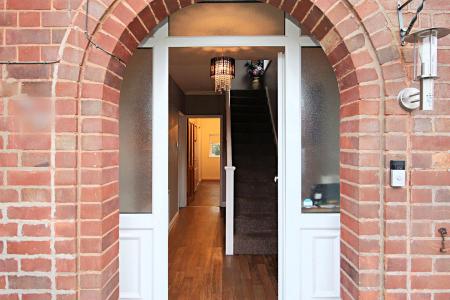 3 bedroom Semi-detached house for sale in Braunstone Close, Leicester, LE3