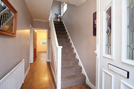 3 bedroom Semi-detached house for sale in Braunstone Close, Leicester, LE3