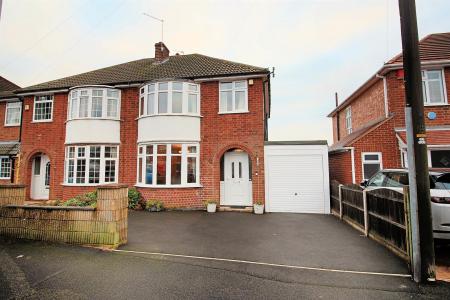 3 bedroom Semi-detached house for sale in Braunstone Close, Leicester, LE3