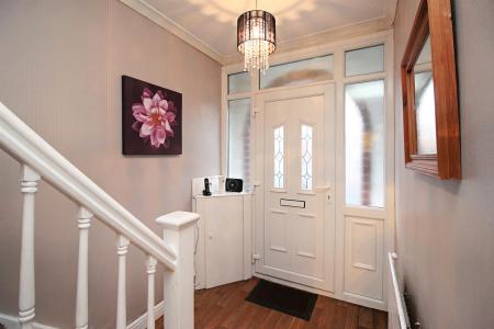 3 bedroom Semi-detached house for sale in Braunstone Close, Leicester, LE3