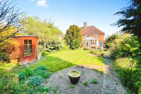 3 bedroom Semi-detached house for sale in Braunstone Lane, Leicester, LE3