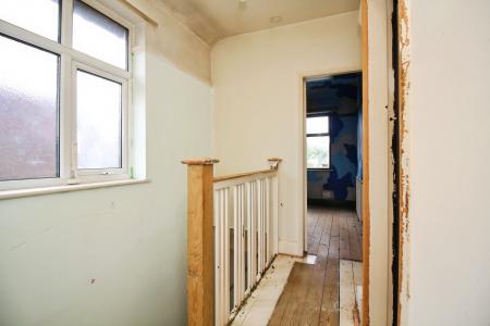 3 bedroom Semi-detached house for sale in Braunstone Lane, Braunstone Town, LE3