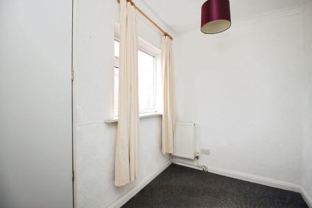 3 bedroom Semi-detached house for sale in Braunstone Lane, Leicester, LE3