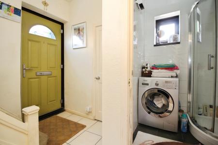 3 bedroom End of terrace house for sale in Braunstone Lane, Leicester, LE3