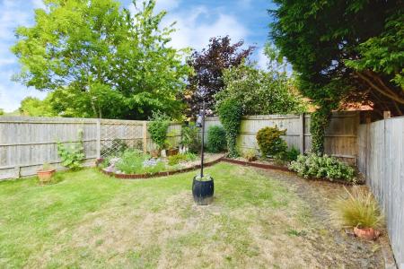 3 bedroom End of terrace house for sale in Braunstone Lane, Leicester, LE3