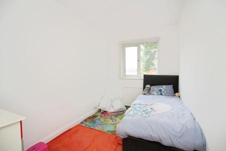 4 bedroom Semi-detached house for sale in Braunstone Lane, Leicester, LE3