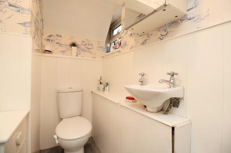 4 bedroom Semi-detached house for sale in Braunstone Lane, Leicester, LE3