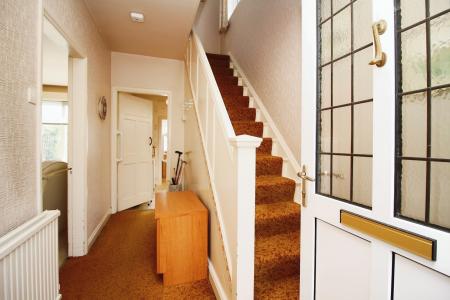 3 bedroom Semi-detached house for sale in Braunstone Lane, Leicester, LE3