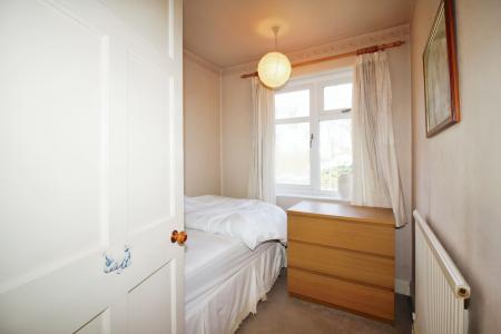 3 bedroom Semi-detached house for sale in Braunstone Lane, Leicester, LE3