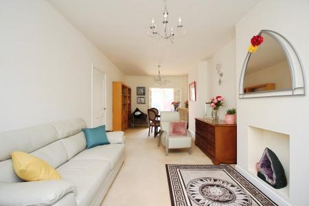 3 bedroom Semi-detached house for sale in Braunstone Lane, Leicester, LE3