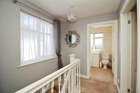 3 bedroom Semi-detached house for sale in Braunstone Lane, Leicester, LE3