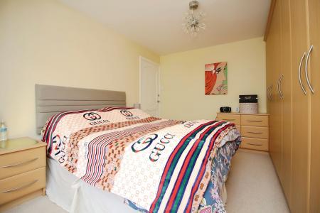 3 bedroom Semi-detached house for sale in Braunstone Lane, Leicester, LE3