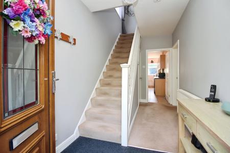 3 bedroom Semi-detached house for sale in Braunstone Lane, Leicester, LE3