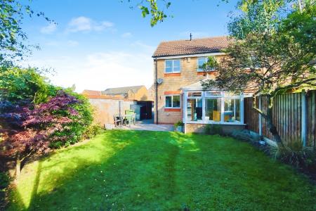 3 bedroom Semi-detached house for sale in Bromwich Close, Thorpe Astley, LE3