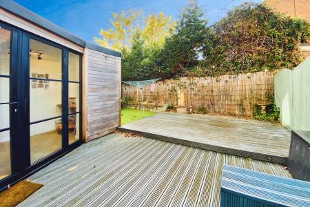 3 bedroom Semi-detached house for sale in Broughton Road, Croft, LE9