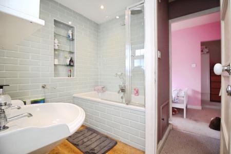 3 bedroom Semi-detached house for sale in Broughton Road, Croft, LE9