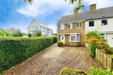 3 bedroom Semi-detached house for sale in Broughton Road, Croft, LE9
