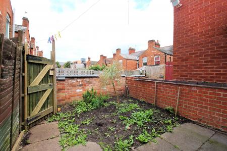 2 bedroom Terraced House for sale in Bruce Street, Leicester, LE3