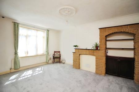 3 bedroom Semi-detached house for sale in Caldecote Road, Braunstone, LE3