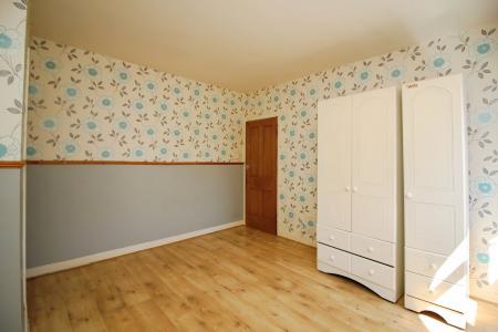 3 bedroom Semi-detached house for sale in Caldecote Road, Braunstone, LE3