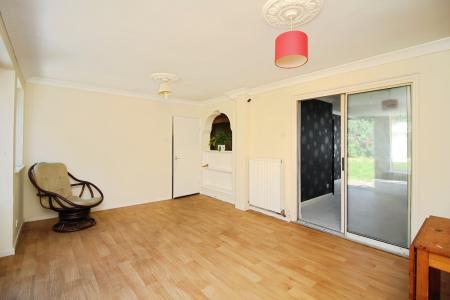 3 bedroom Semi-detached house for sale in Caldecote Road, Braunstone, LE3