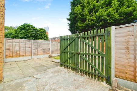 2 bedroom End of terrace house for sale in Campion Walk, Beaumont Leys, Leicester, LE4