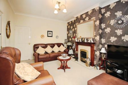 2 bedroom Semi-detached bungalow for sale in Carmen Grove, Groby, LE6