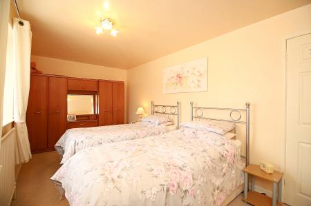 2 bedroom Terraced House for sale in Carrs Road, Earl Shilton, LE9