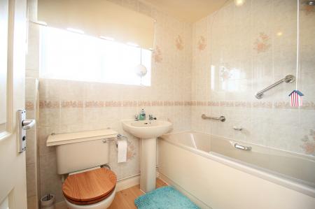 2 bedroom Terraced House for sale in Carrs Road, Earl Shilton, LE9