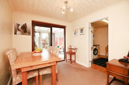 2 bedroom Terraced House for sale in Carrs Road, Earl Shilton, LE9