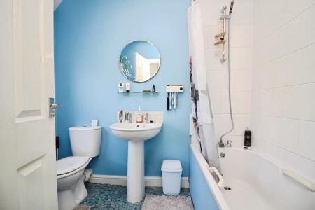 3 bedroom Semi-detached house for sale in Cashmore View, Stocking Farm, Leicester, LE4