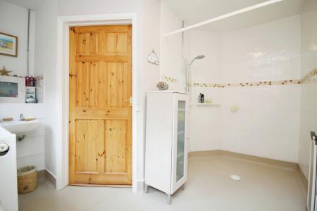 2 bedroom Detached bungalow for sale in Castell Drive, Groby, LE6