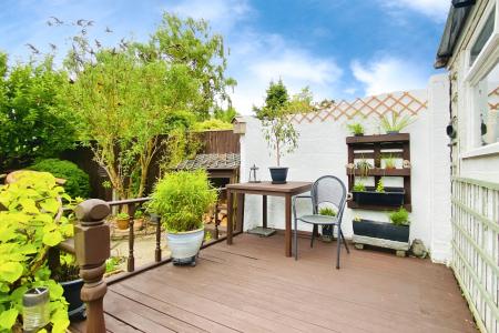 2 bedroom Detached bungalow for sale in Castell Drive, Groby, LE6