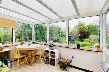 2 bedroom Detached bungalow for sale in Castell Drive, Groby, LE6