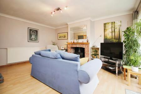 2 bedroom Detached bungalow for sale in Castell Drive, Groby, LE6