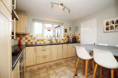 4 bedroom Detached house for sale in Castle Rise, Groby, LE6